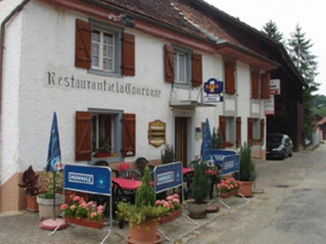 Auberge Restaurant Couronne Beurnevésin Exterior photo